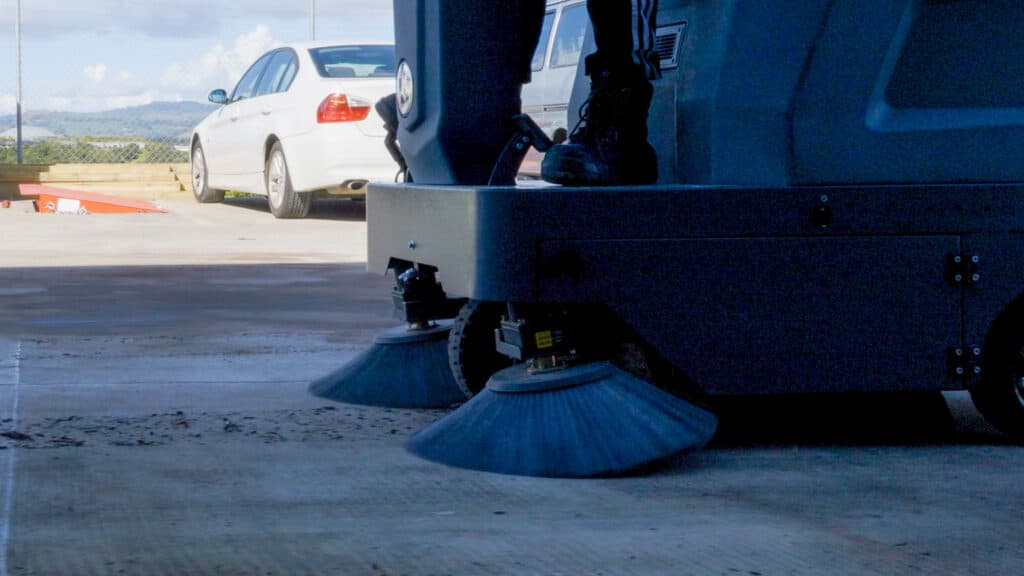 Sweeping machine