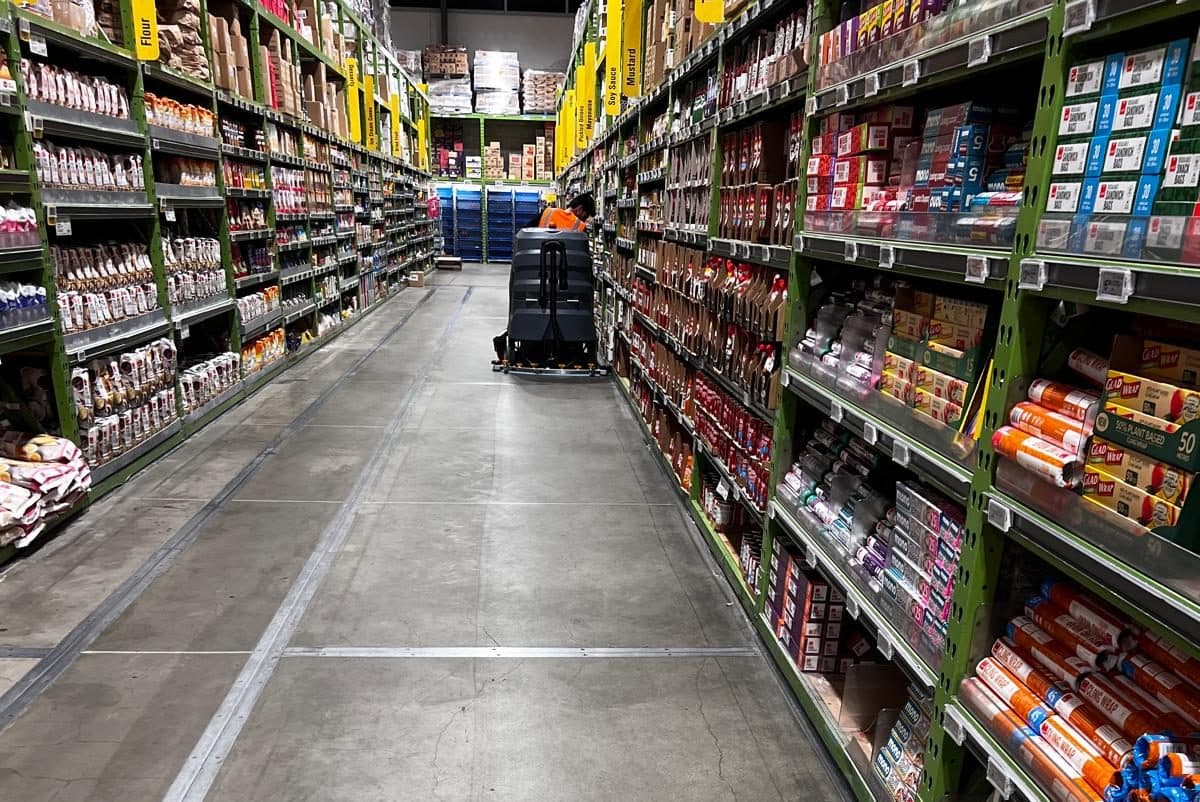 Supermarket Cleaning